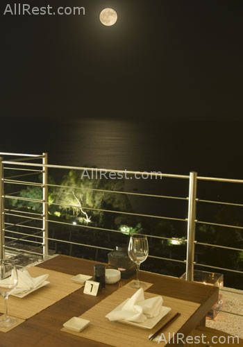 Grecian Park Hotel 19